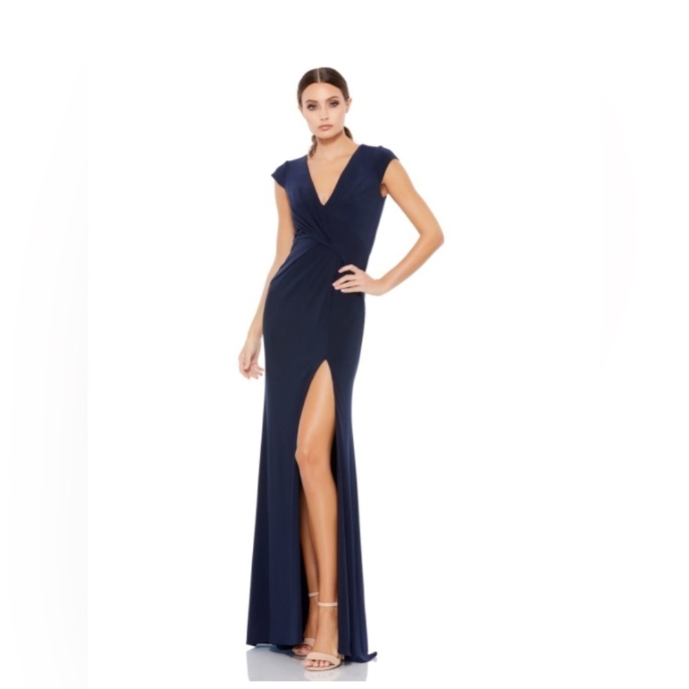 Ieena For Macduggal Front Slit Cap Sleeve Evening Gown Size: 2